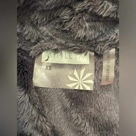 Athleta Sherpa Pullover XS - Picture 6 of 8